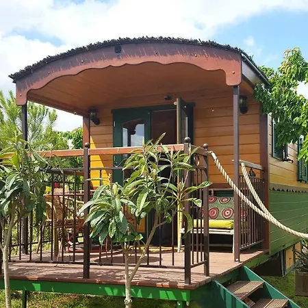 Nyaraló Les Piegonnaises - Deux Luxueuses Roulottes Et La En Drome Provencale *