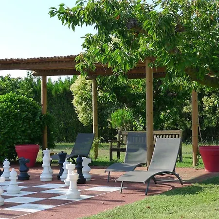 Les Piegonnaises - Deux Luxueuses Roulottes Et La En Drome Provencale Piégon