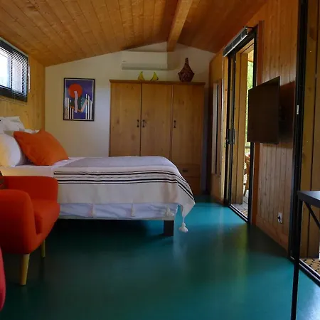 Les Piegonnaises - Deux Luxueuses Roulottes Et La En Drome Provencale *