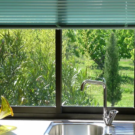 Les Piegonnaises - Deux Luxueuses Roulottes Et La En Drome Provencale * Piegon