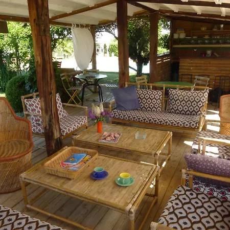 Les Piegonnaises - Deux Luxueuses Roulottes Et La En Drome Provencale Nyaraló