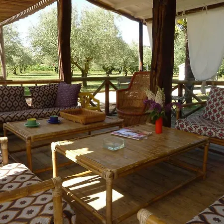 Holiday home Les Piegonnaises - Deux Luxueuses Roulottes Et La En Drome Provencale Piegon