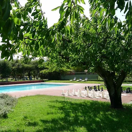 Les Piegonnaises - Deux Luxueuses Roulottes Et La En Drome Provencale * Piegon